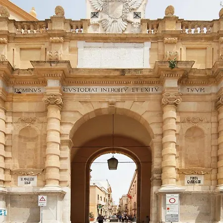 Casa Dei Vespri * مارسالا